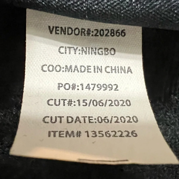 Hot Topic Harry Potter Chevron Gryffindor Black Sweatshirt. Size Medium. NWT. - Picture 14 of 15